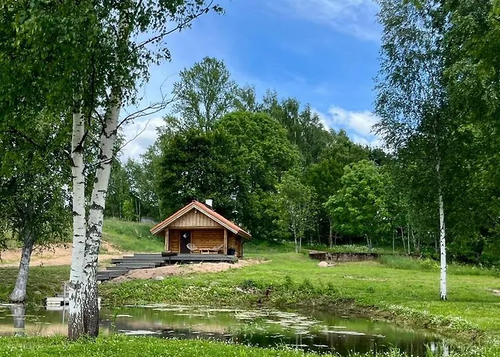 Dağ evi Restu Forest Saunahouse